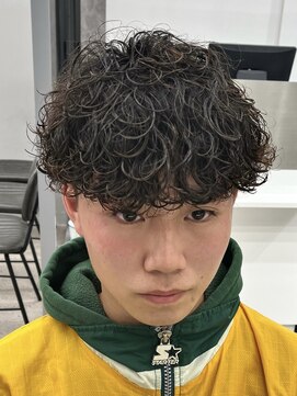 ノイズ キョウト(NOISM Kyoto) 波巻きスパイラルパーマ