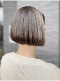 アッシュマットグレージュ×ミニボブ