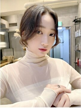 ロンド ロビン 栄(Lond robin) 【Lond robin】木屋元一　前髪/顔まわり/小顔カット/韓国ヘア