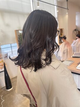 コニ(Coni) 【和田寧々】オリーブグレージュ/透明感カラー