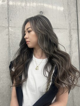 モニカ(MONIQA) 地毛ハイライト