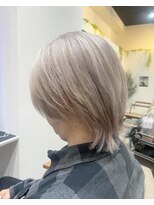 シードバイシャムロック(SEED by Shamrock)&nbsp;ハイトーン　ウルフスタイル　シルバーカラー