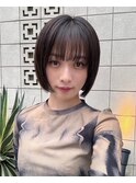 大人ボブ大人ショートボブ切りっぱなしボブ前髪あり前下がりボブ