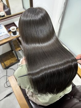 ダイス(Dice)の写真/【半個室/髪質改善特化】どんなお悩みの方もお任せください！ダメージレスでまとまりやすいツヤ髪に―。