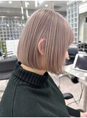 ショートボブミルクティーベージュカラーダブルカラーハイトーン