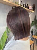 エレノア 越谷(Eleanor)&nbsp;大人のピンクベージュハイライト/レイヤーボブ/60代【RIE】