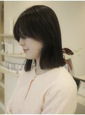 肩下ミディアムレイヤーカット