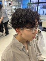 プランタン フォー ヘアー(printemps FOR HAIR)&nbsp;センターパート/緩めツイストスパイラル