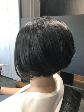 フィール ヘアー(feel hair) ダークアッシュ☆前下がりボブ