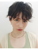 グッデイ ヘアー(GOOD DAY HAIR)&nbsp;小顔  ワンサイドショート ブランジュ ブリーチ ホワイトカラー