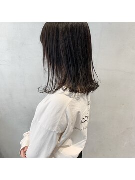 ミント(mint) 暗髪グレーで透明感◎