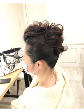 ヘッズ(HEADZ) アップヘア