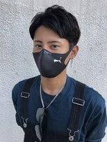 美容室 ラ・クープ&nbsp;前下がりツーブロック刈り上げサイドパート