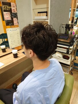 ブロッサム 東中野店 センターパートソフトツイストパーマメッシュマッシュウルフ