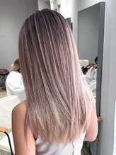 圧倒的人気の《gisele》カラーへのこだわり