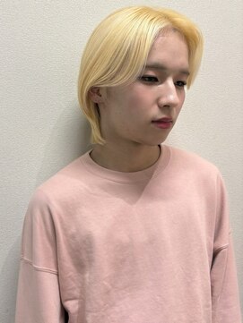 ロウ 札幌(ROW) SEVENTEENジョンハン風抜きっぱなしブロンド/韓国メンズヘア