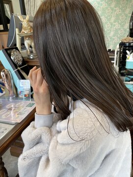 ハグヴィアン(HUG BIEN) オリーブグレージュ