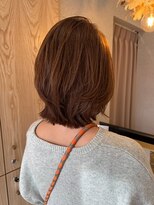 ウィタ(wita.)&nbsp;透明感カラー/ブラウン/ミディアムボブ/ゆるカール