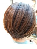 ショートボブ