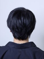 リップス 大宮(LIPPS)&nbsp;『スリークカルマ』刈り上げ　センターパート　カルマパーマ