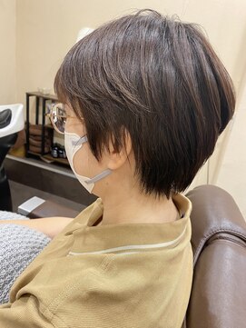 エン(EN) 耳だしショート