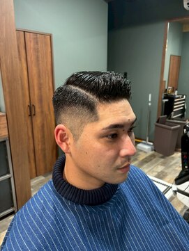 スタンドバーバー 柏(STAND BARBER) MEN’S HAIR/波巻ツイストスパイラル/フェザーパーマ/柏