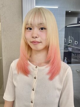 ブロンド×エンドカラーピンク
