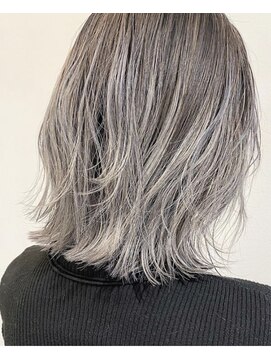 アンス 大阪梅田(ANs.) ホワイトカラー×ナチュラルな透明感♪抜け感ラベンダーカラー