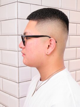 ヘアーズヨシオカ(HAIR'S YOSHIOKA) 寝れパン×クロップ×スキンフェード