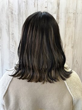 アウラニヘアーリゾート(AULANI Hair Resort) インナーカラー