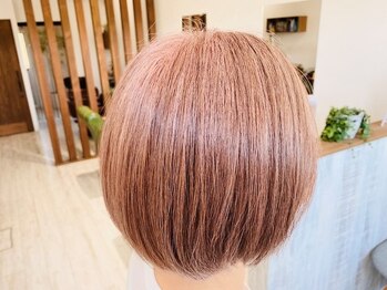 ヘアーサロンヒジリ(HIJIRI)の写真/【相野/駐車場有】定期的に白髪染めをしたい方必見!!厳選した薬剤を使用し,ハリ・コシある艶やかな髪へ…。