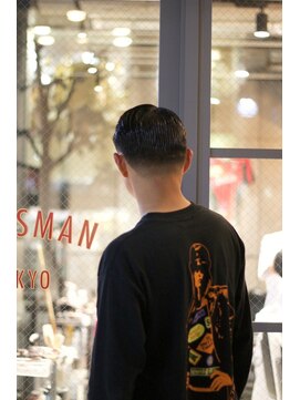 キングスマン トーキョー 国分寺(KINGSMAN TOKYO) アップバング/ツーブロック/スキンフェード[国分寺/国分寺駅]