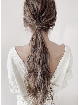 ベル 表参道Terrace(Belle) ロングヘアの上手い美容室！ハイライトで作るミルキーベージュ