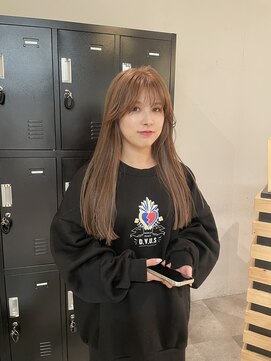 アイリー 名古屋(A/LEE) ベージュカラー／透明感ブラウン