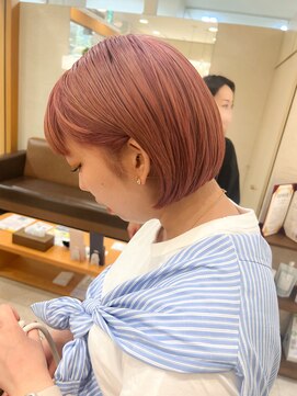 ポール(pole) 札幌韓国ヘア　ピンクベージュぱつっとボブ