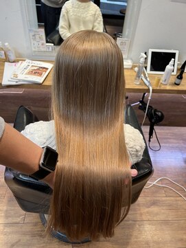 ブリング バイ スノードロップ 吉祥寺(BRING by Snowdrop) カール/セミディ/シアーカラー/姫カット