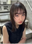 顔周りレイヤーカットくびれヘアミルクティーベージュカラー