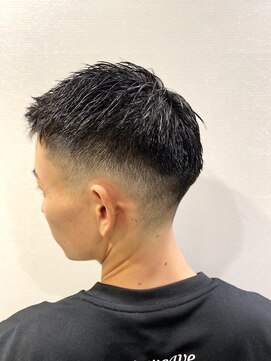 銀座マツナガ 神田店 セット簡単短髪ツーブロ刈り上げアップバングフェード