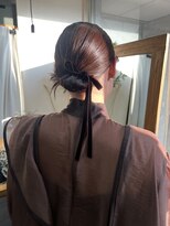 ケノミカ(KENOMIKA.) ヘアセット/ミディアムアレンジ/大人シンプル