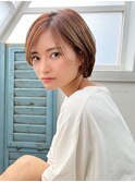 切りっぱなしボブ タッセルボブ 前髪なしボブ オリーブベージュ