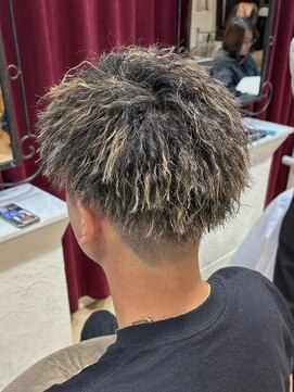 グラマラス GLAMOROUS 【瀧澤一真】マッシュツイストパーマ