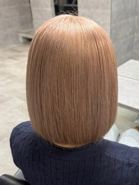 ルイス(L'wis) ハニーベージュハイトーンボブ