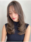 大人ガーリー似合わせミディアムレイヤーカットダークアッシュ