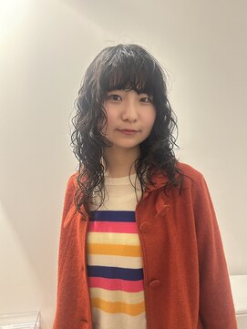 ニーム(nimes) kaon　　ロングパーマ　レイヤーパーマ