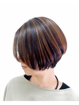 黄ぐまくん美容室の写真/再現性の高いもちが良いカットが自慢！丁寧なカウンセリングで、魅力を引き出す。理想のスタイルを実現☆