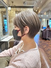 シャル オカチマチ 上野御徒町(shalu)&nbsp;コンパクトショート×グレージュ