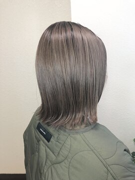 シエロ  池袋西口(Cielo) クリーミーベージュ