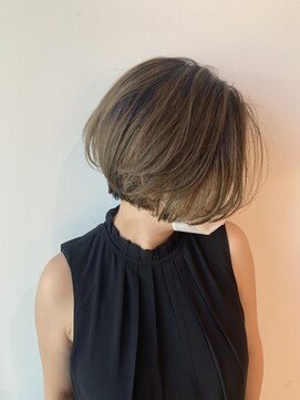 オルロバイイザ(ORLO by IZA) ボブバレイヤージュ