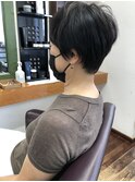 くせ毛を活かしたショート
