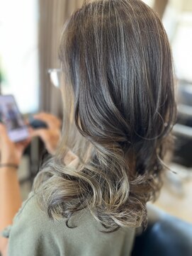 コア フィール ア デイ(COIFFURE A DAY) 【M3D ロング】当店人気メニューM3Dトリートメント